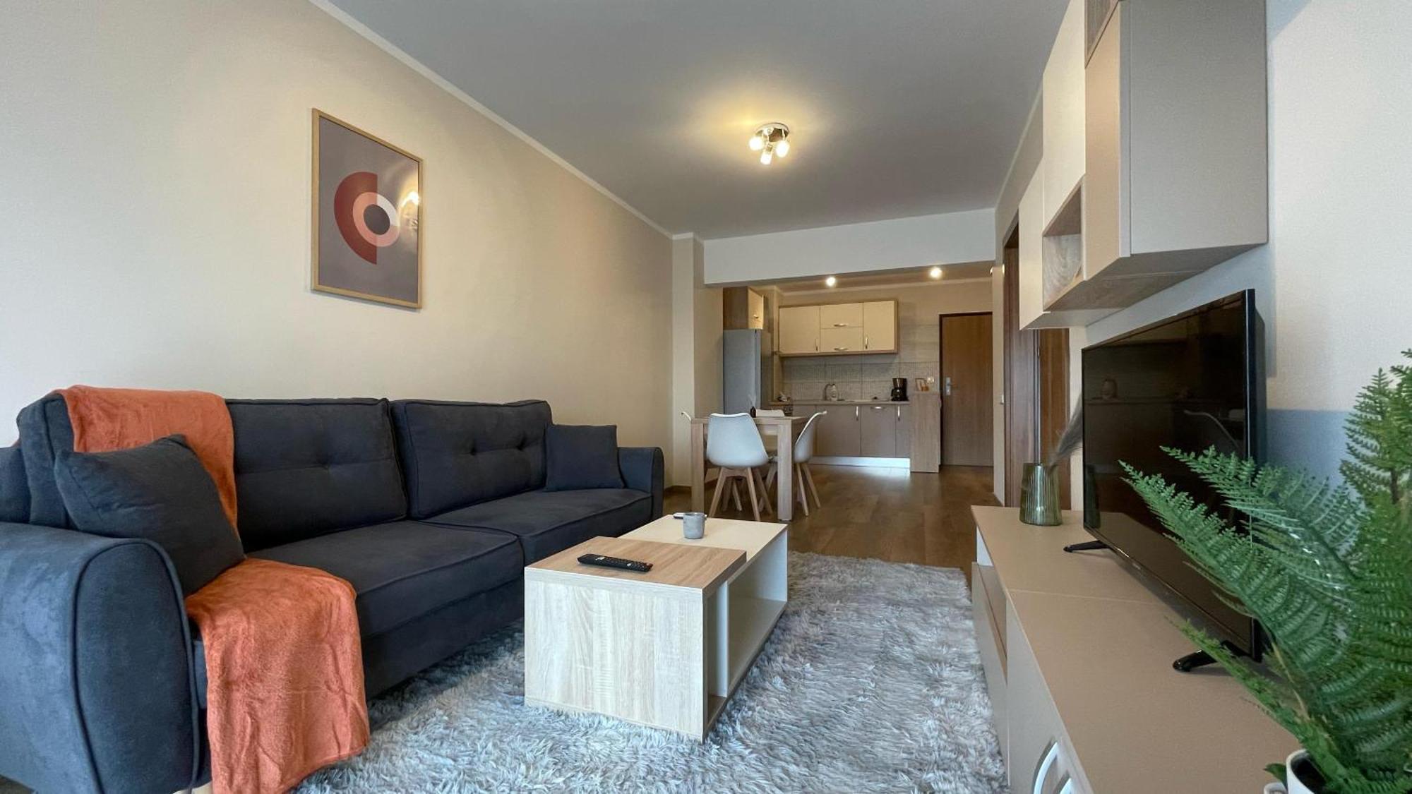 Apartment Ad